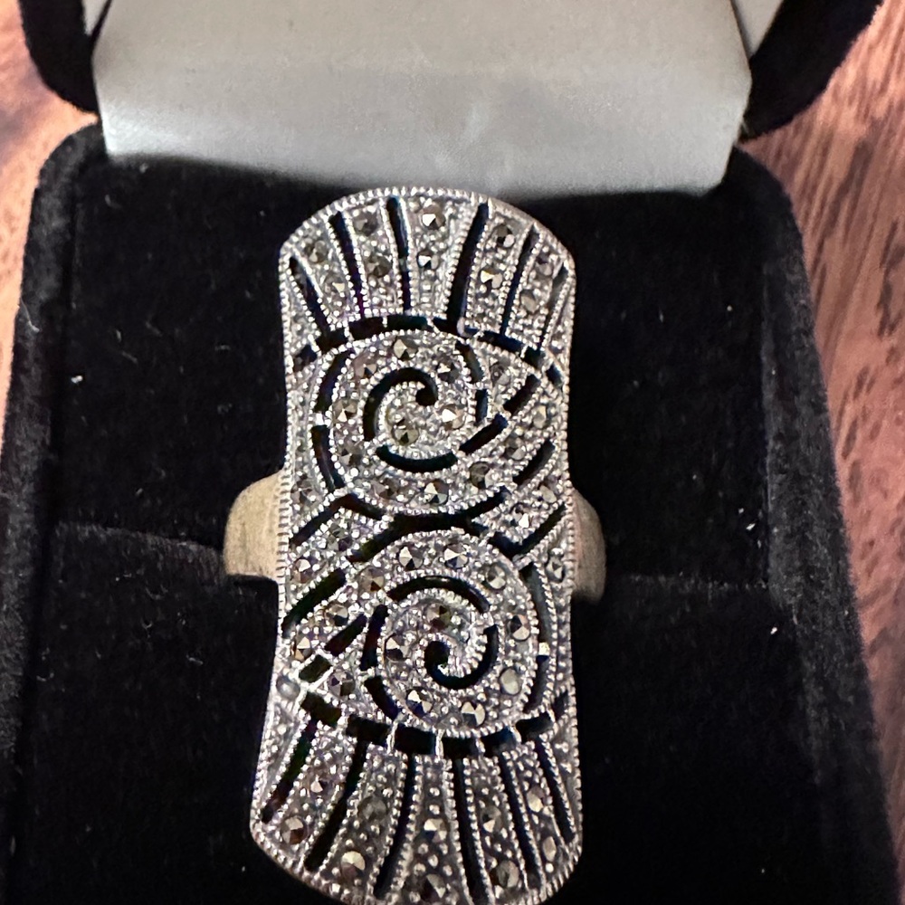Elegant Silver Marcasite Statement Ring - image 1
